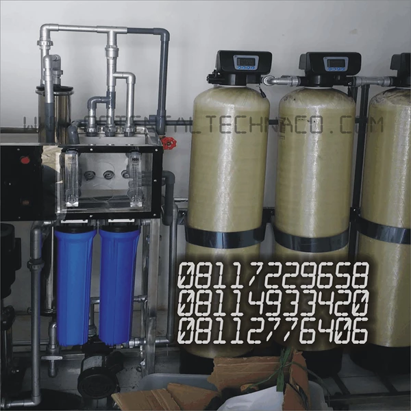 Brackish Water Reverse Osmosis Machine Plus prefilter Full Auto Capacity 316 Liters Per Hour